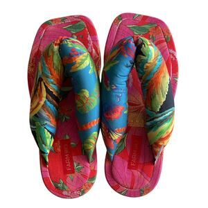 Farm Rio NWOT Multi Scarf Puffy Flip Flops Womens Size 8 Tropical Slip On